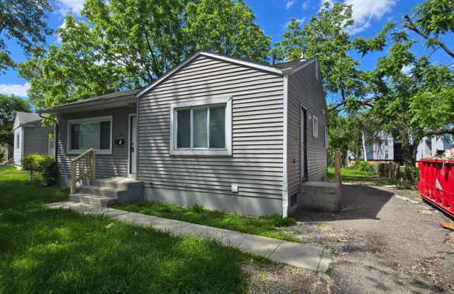 3 BEDROOM SINGLE FAMILY photos photos