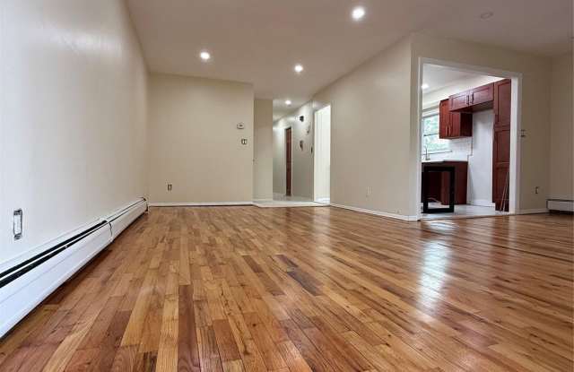 164 84 Ave Gallery 1