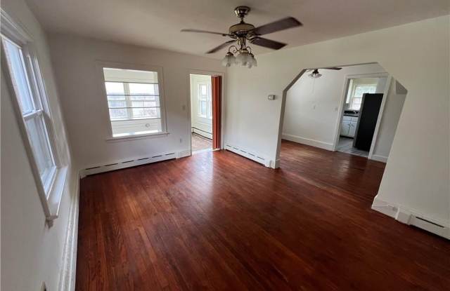 2305 Alder Street photos photos