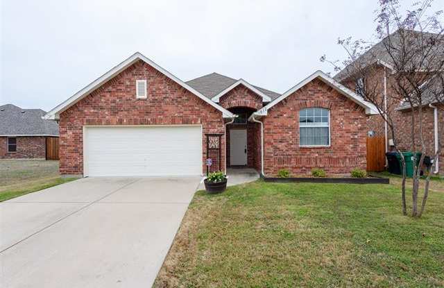 1012 Raleigh Path Road - 1012 Raleigh Path, Denton, TX 76208