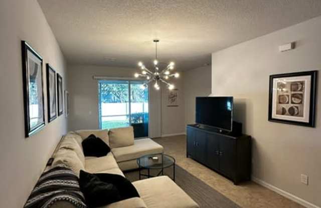 2142 Laceflower Drive Gallery 2