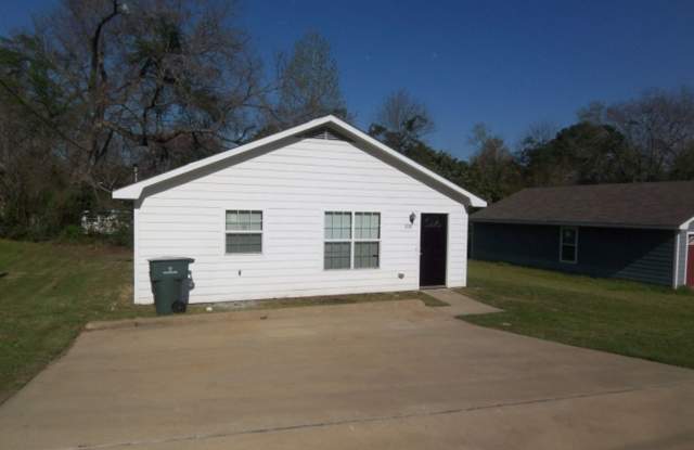 Cute 3 Bedroom Home! photos photos