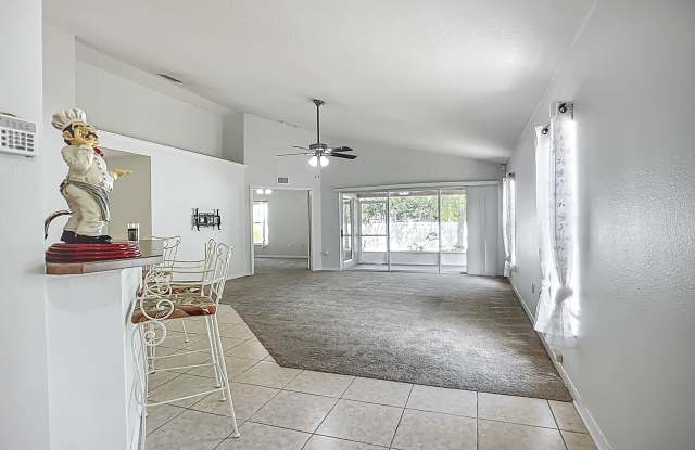 3460 70th Glen E Gallery 2