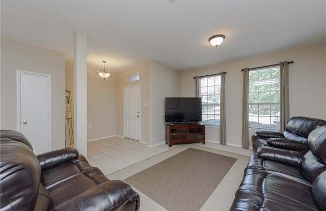 8108 Swan Park Drive Gallery 4