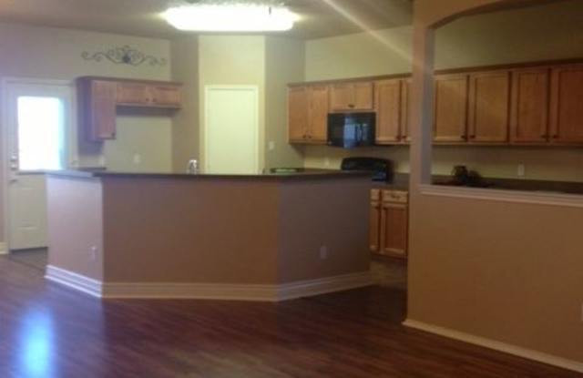 6436 Bay Lake Drive Gallery 3
