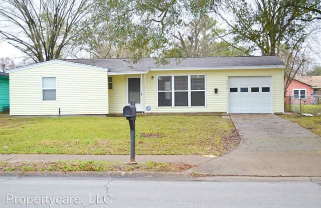 7410 Parker Rd., - 7410 Parker Road, Houston, TX 77016