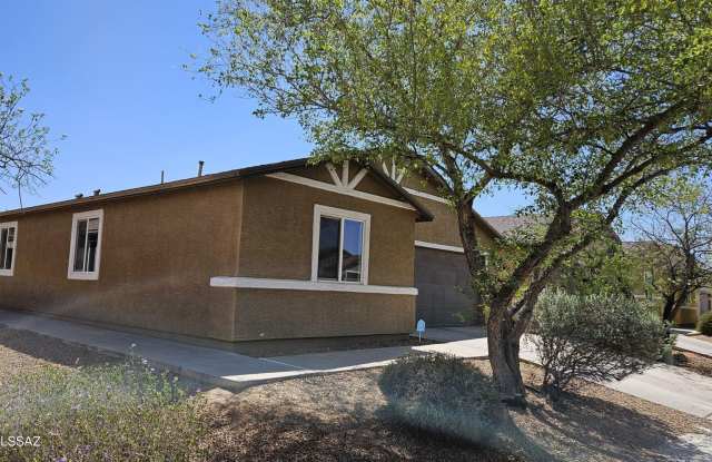 Rancho Valencia 3 bedroom, 2 bath unfurnished home. Gallery 3
