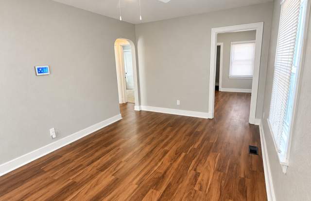 1547 Longfield Avenue Gallery 3
