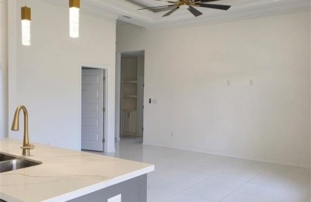 3708 E Diamondhead Avenue Gallery 3