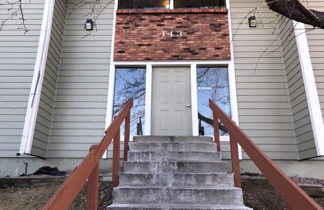 143 S Zang St Unit B - 143 S Zang Way, Lakewood, CO 80228