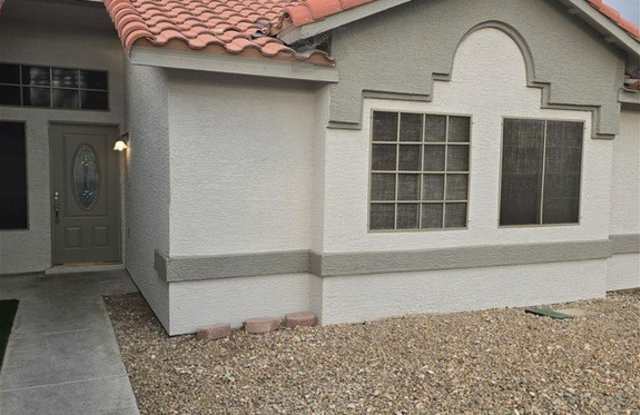 5843 BERRY HILL Gallery 2