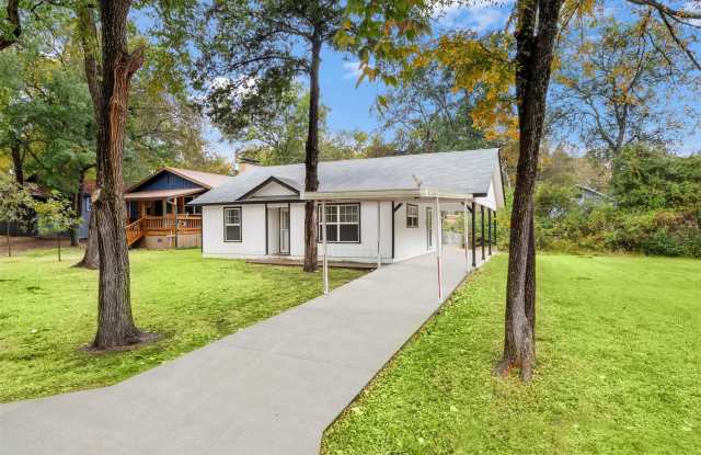 521 Hilltop Drive Gallery 1