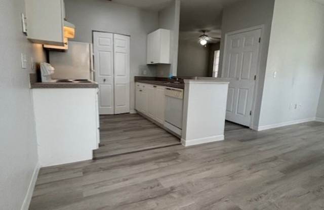 832 Grand Regency Pointe photos photos