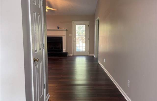 3028 Coachway Drive Gallery 4