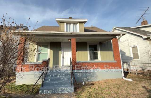 2107 Queen Avenue photos photos