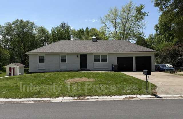 1307 NE 75th St photos photos