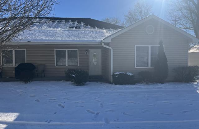 104 N Greever St photos photos