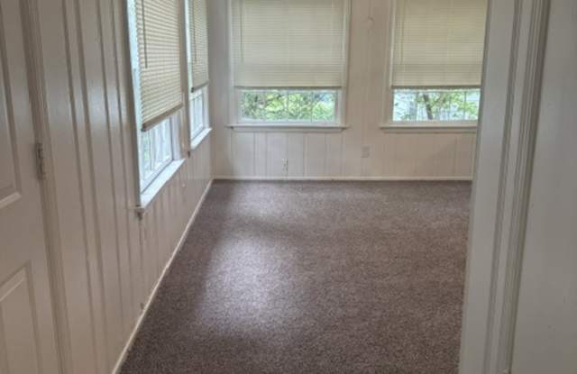 5318 Charloe Court Gallery 4