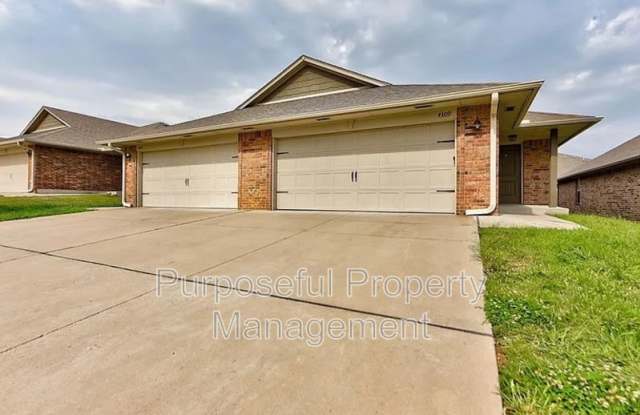 4309 Edinburg Way photos photos