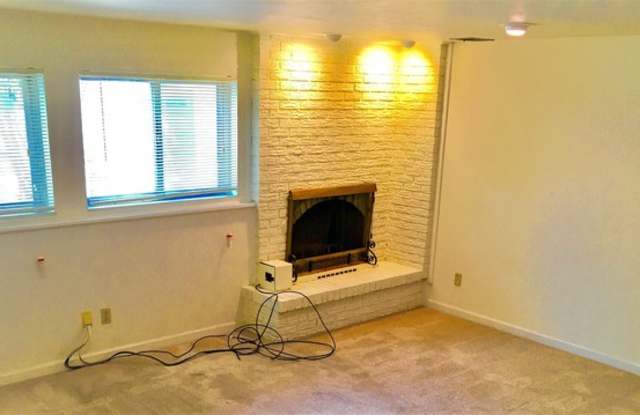 364 South Peoria Circle Gallery 2
