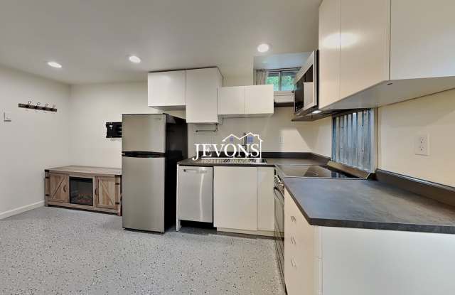 9222 117th SW photos photos