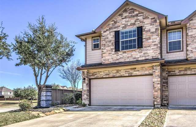 24503 Folkstone Circle Gallery 2