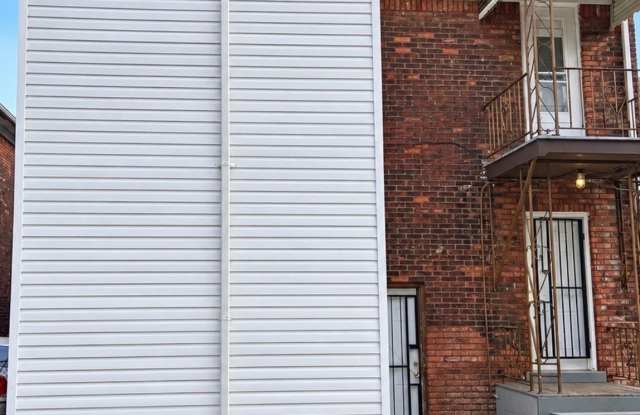 2936 Montgomery Gallery 2