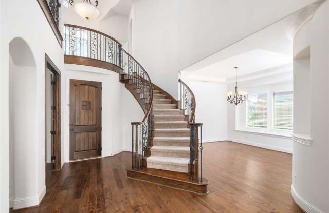 1500 Snowberry Drive Gallery 3