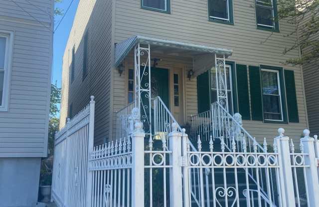 211 OLEAN AVE photos photos