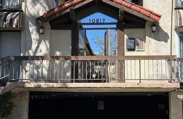 10817 Whipple Street - 10817 Whipple Street, Los Angeles, CA 91602