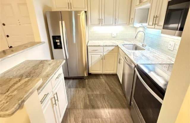 17426 Birchwood Lane unit: 6 photos photos