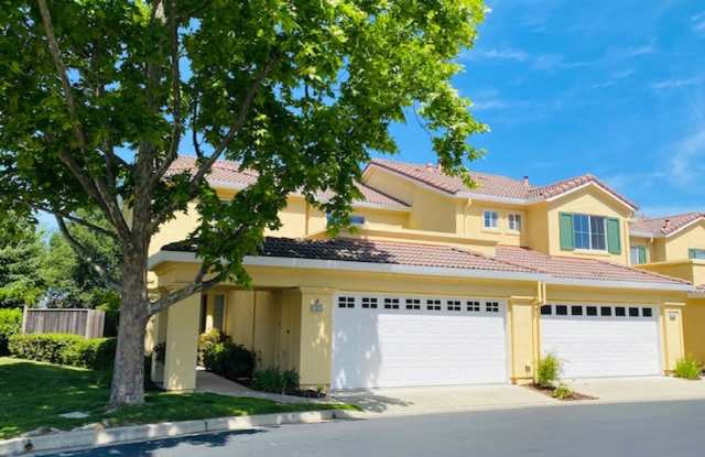 Elegant and Move-In Ready 4BD/3BA, Two-Story TH at Cedar Bridge at Gale Ranch SR- Available NOW! - 7025 Briza Loop, San Ramon, CA 94582
