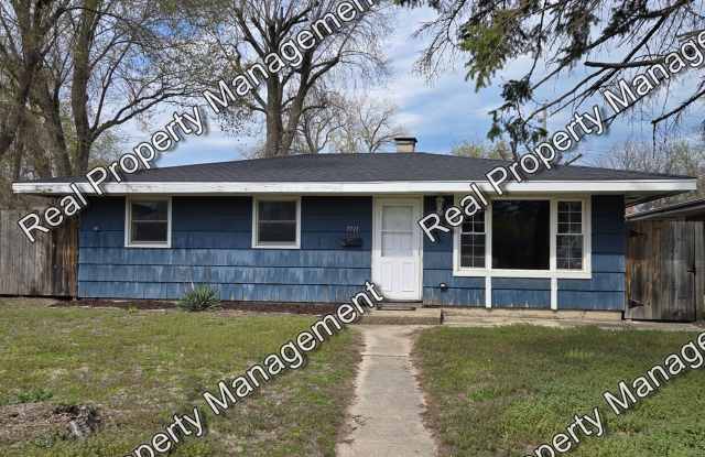 Updated Hessville 3 Bedroom Ranch - 7711 Rhode Island Court, Hammond, IN 46323