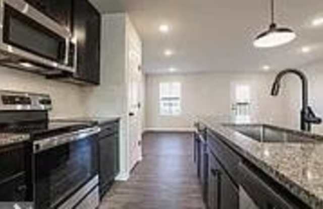 46 THROWER Road Gallery 4