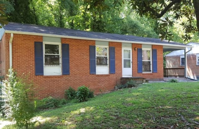 2880 RENFRO Drive NW - 2880 Renfro Drive Northwest, Atlanta, GA 30318