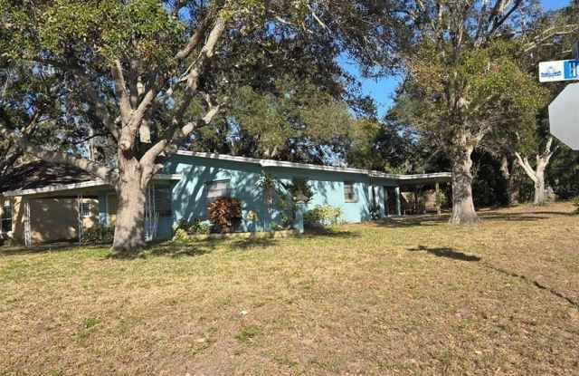 821 HELENA DRIVE photos photos