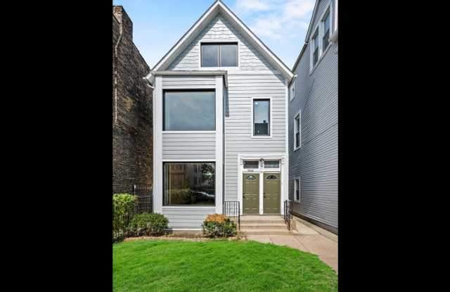 2908 W Mclean Avenue photos photos