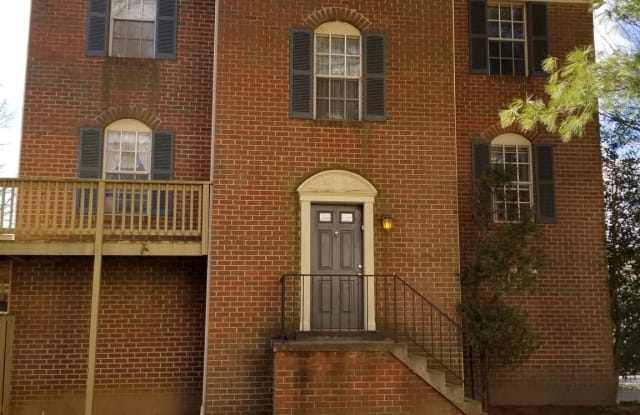 6182 FOREST CREEK COURT - 6182 Forest Creek Court, West Springfield, VA 22152