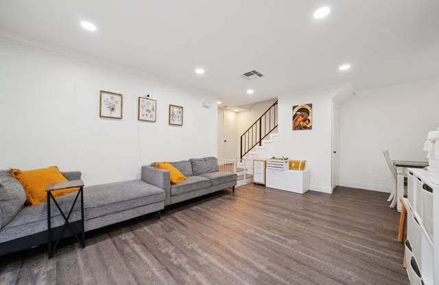 1748 South Mountain Avenue photos photos