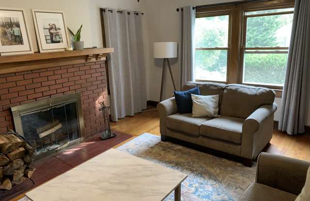 4734 Hinesley Avenue Gallery 2