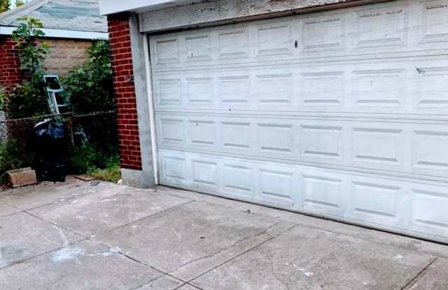 2141 35th Street photos photos