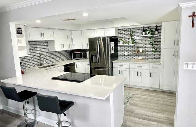 4908 38TH WAY S Gallery 2