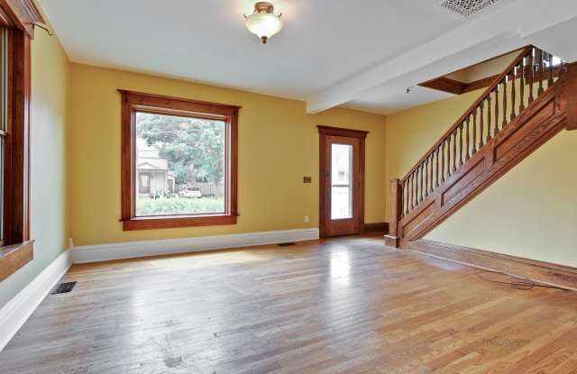 130 Sunnyside Place Gallery 3