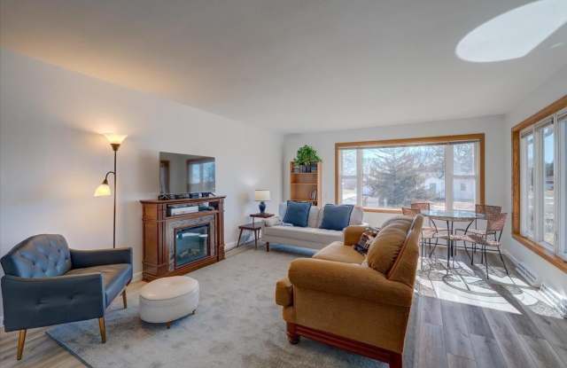 300 Pleasant Drive photos photos
