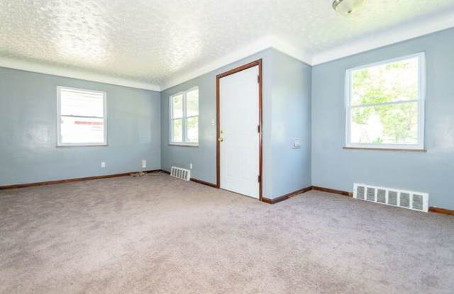 17006 Holly Hill Drive Gallery 4