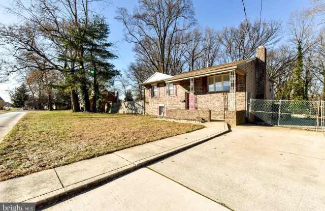 722 GLENSIDE Drive Gallery 2