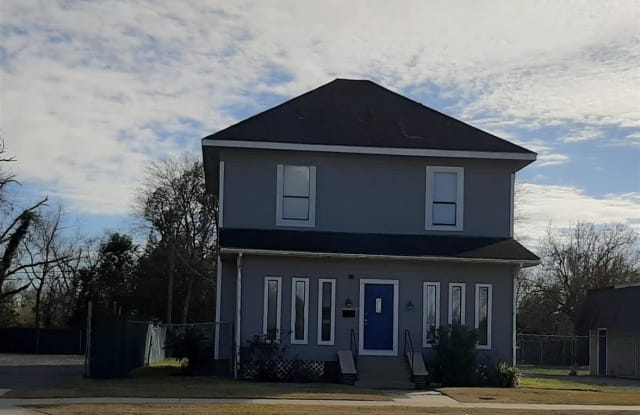 1351 Washington Blvd. - 1351 Washington Blvd, Beaumont, TX 77705