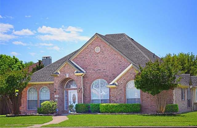 2721 Grasmere Street - 2721 Grasmere Street, Garland, TX 75040