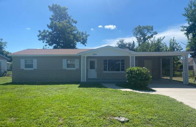 Spacious 3Bed/2Ba Home, Centrally Located Near Schools, Shopping & Dining! photos photos