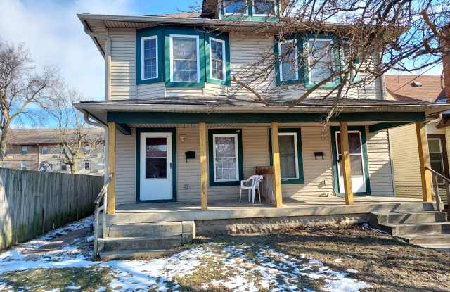 2307 North Kenwood Avenue photos photos